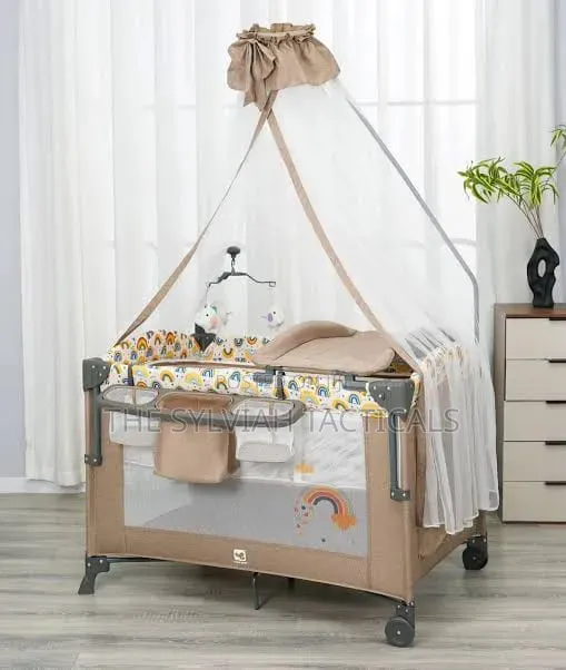 Portable Baby Cot Has Several Crucial Features