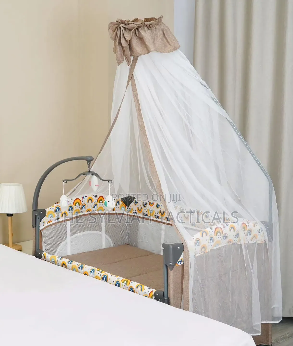 Portable Baby Cot Has Several Crucial Features