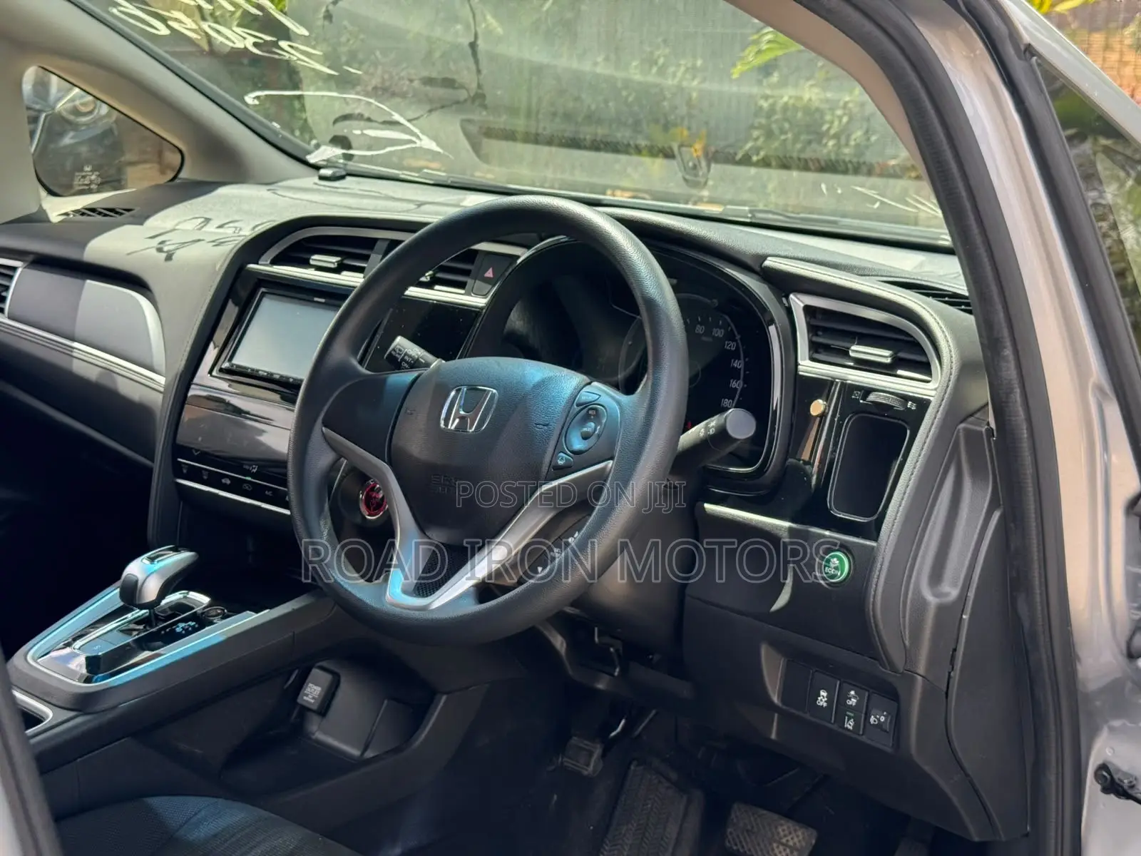 Honda Fit Shuttle 1.5 Hybrid 2WD 2020 Silver