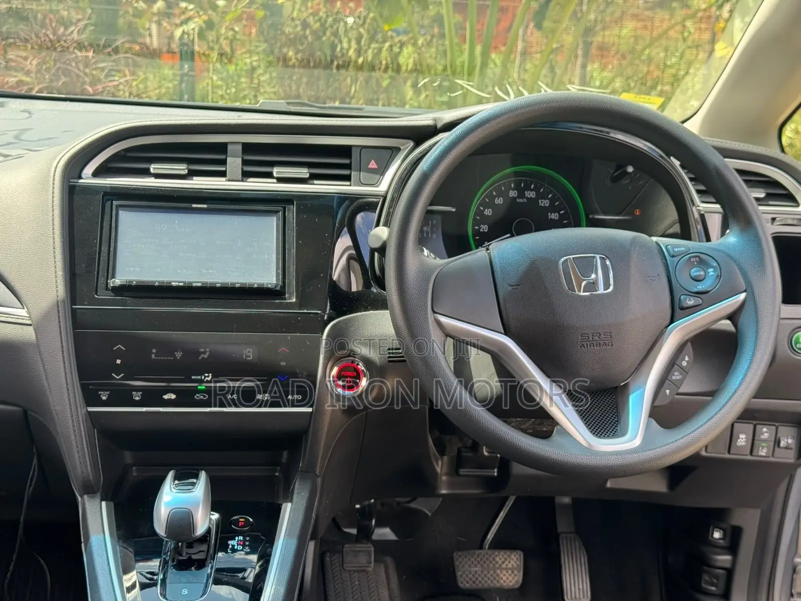 Honda Fit Shuttle 1.5 Hybrid 2WD 2020 Silver