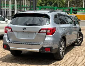 Subaru Outback 2.5i Premium AWD 2019 Silver