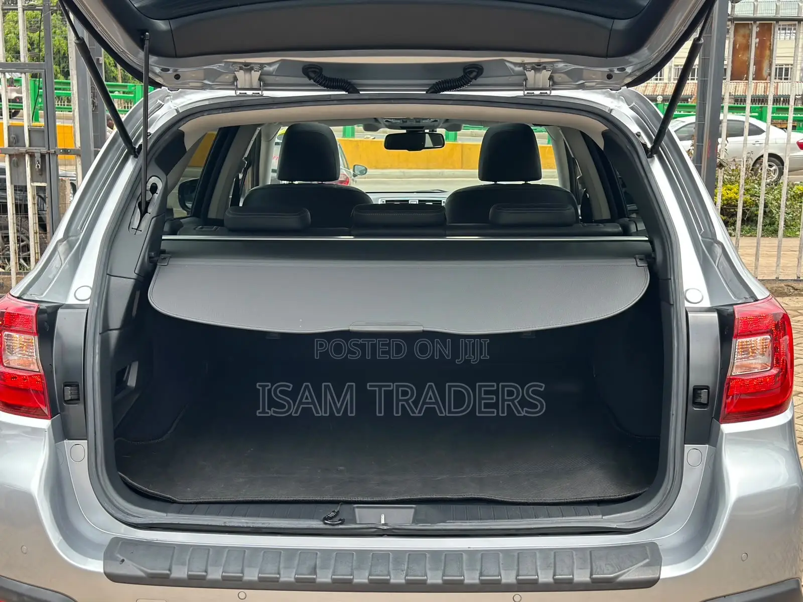 Subaru Outback 2.5i Premium AWD 2019 Silver