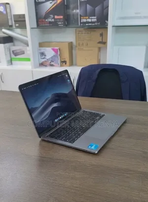 New Laptop Apple MacBook Air 2020 8GB Intel Core i5 SSD 512GB