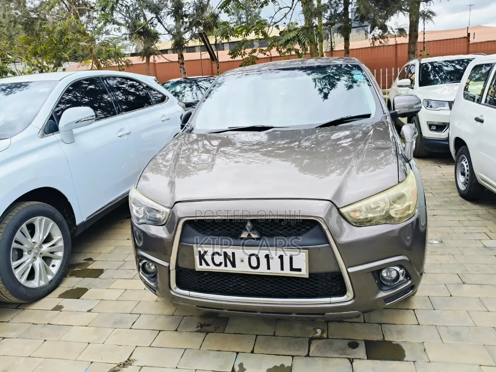 Mitsubishi RVR 2010 Gray