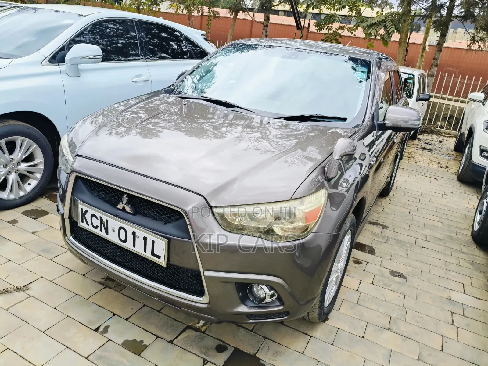 Mitsubishi RVR 2010 Gray