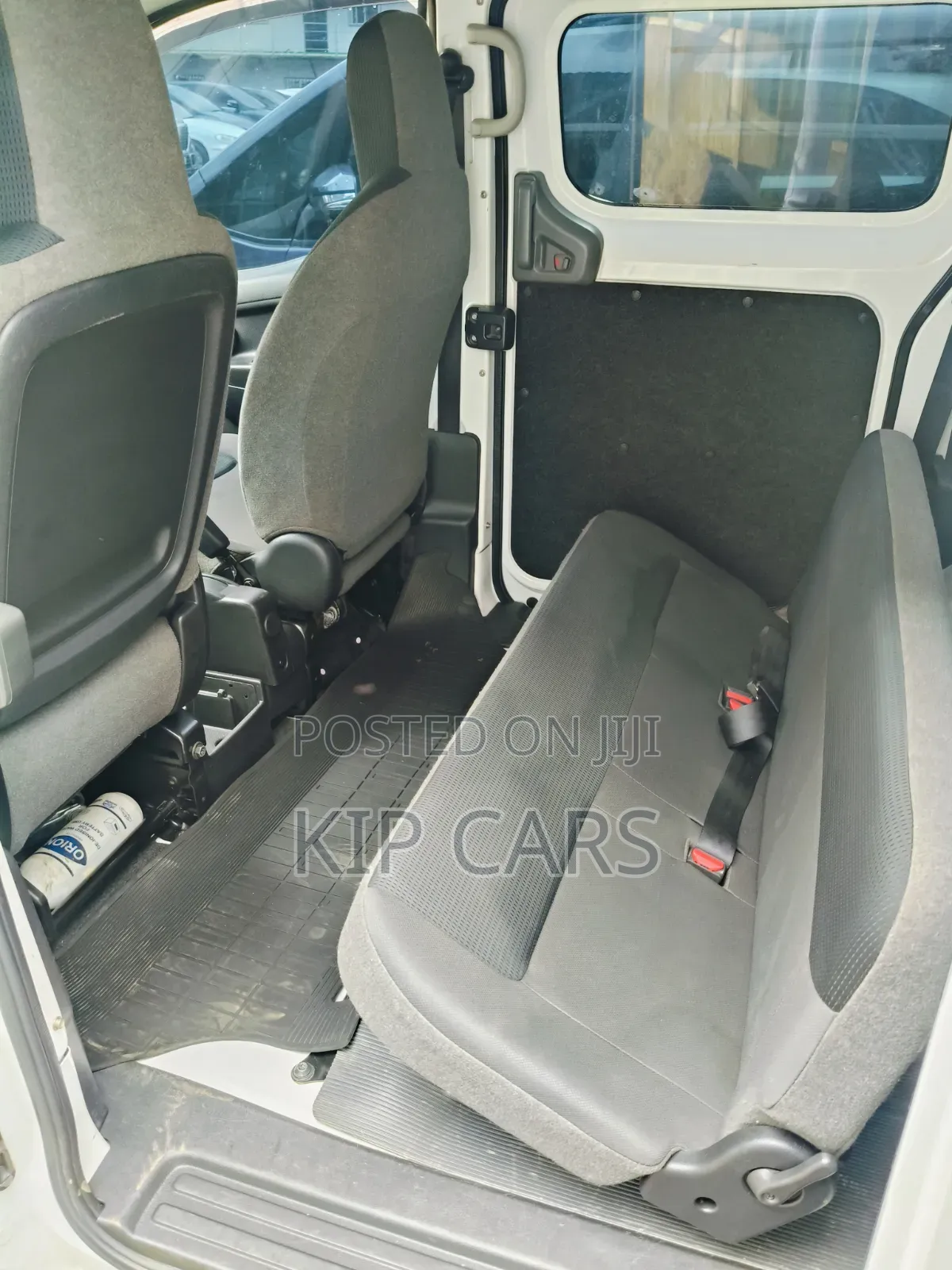 Nissan NV200 2016 White