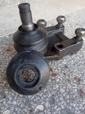 Lower Ball Joint Dust Cover Nissan E25 ZD30 HAMMER