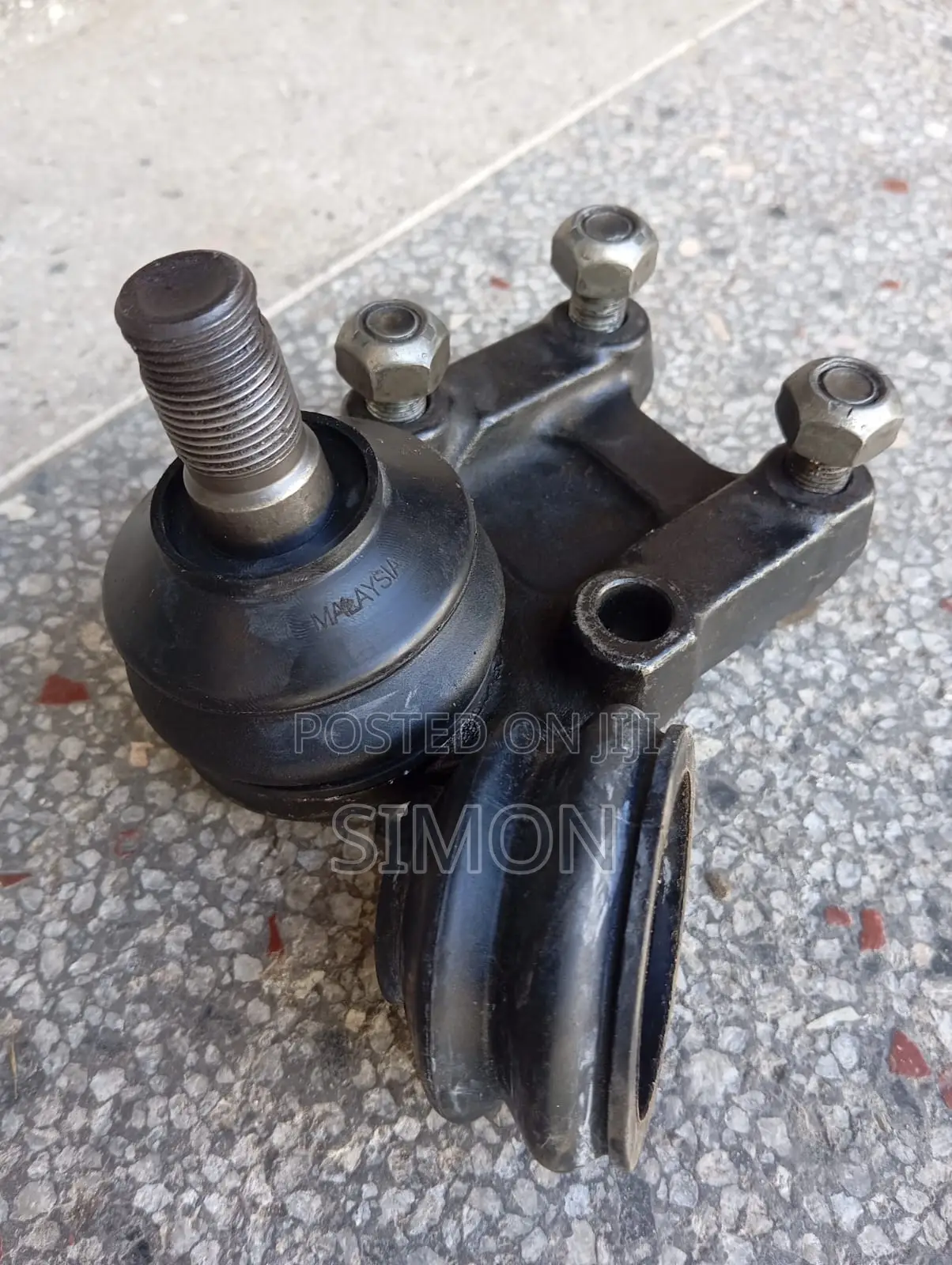 Lower Ball Joint Dust Cover Nissan E25 ZD30 HAMMER