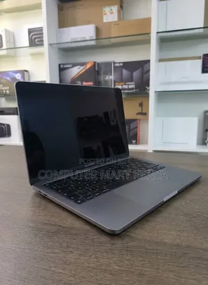 New Laptop Apple MacBook Air 2020 8GB Intel Core i5 SSD 256GB