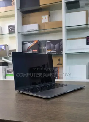 New Laptop Apple MacBook Air 2020 8GB Intel Core i5 SSD 256GB
