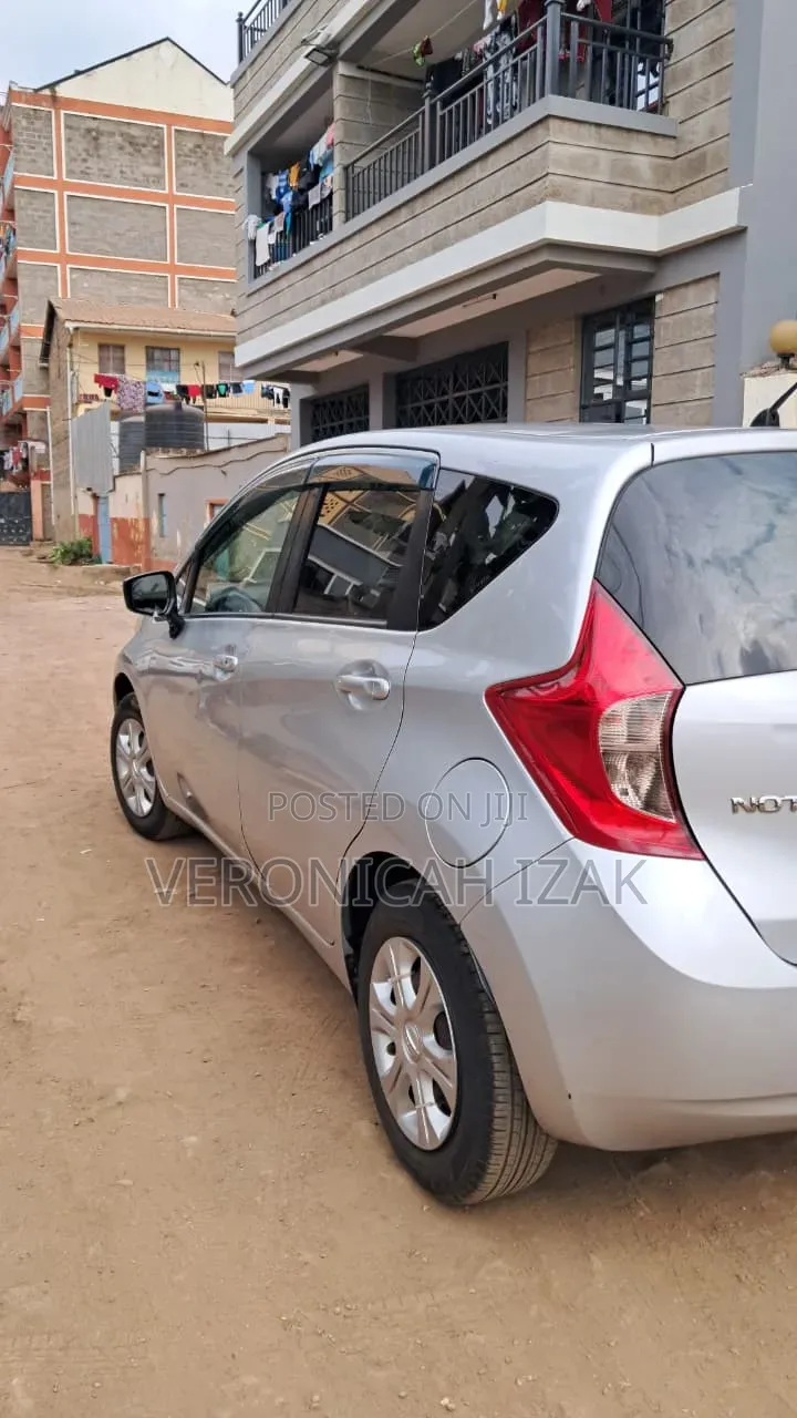 Nissan Note 2016 Silver