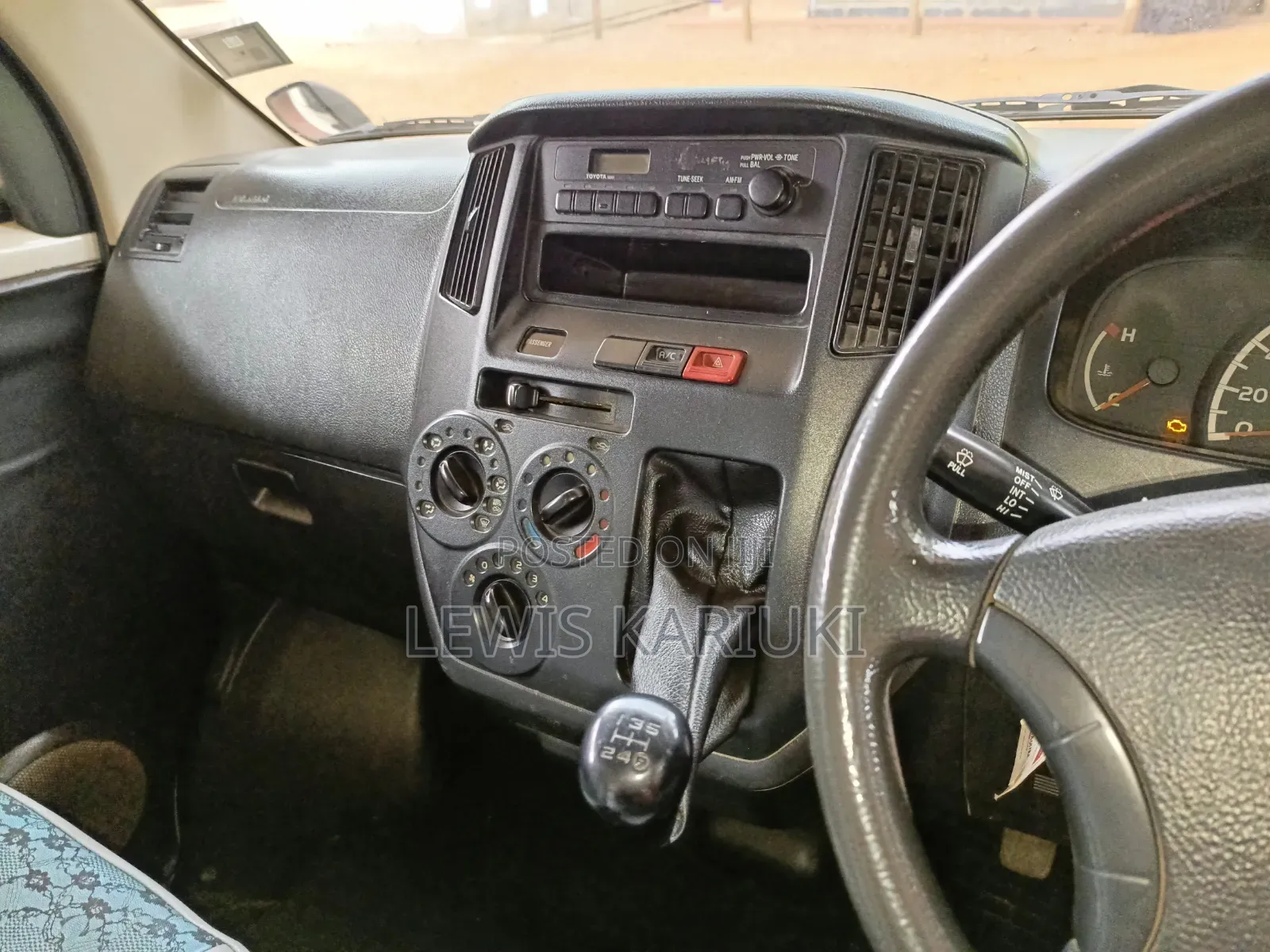 Toyota TownAce 2010 White