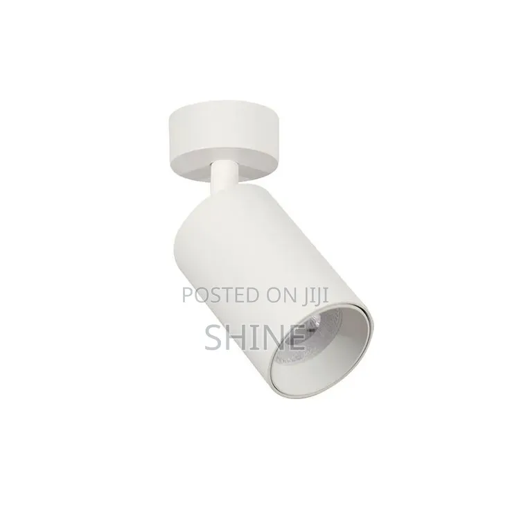 Modern Stand Alone Tracklight