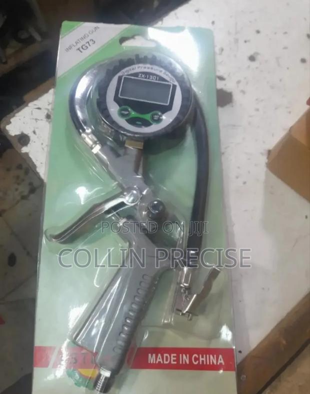 Digital Pressure Gauge - thumbnail 2
