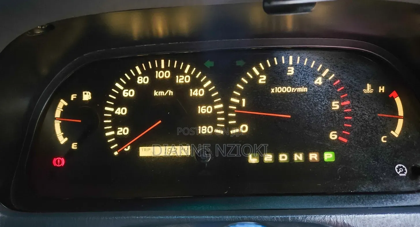 Toyota Land Cruiser Prado 2001 White
