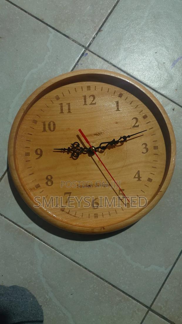 Smart Wooden Clock - thumbnail 5