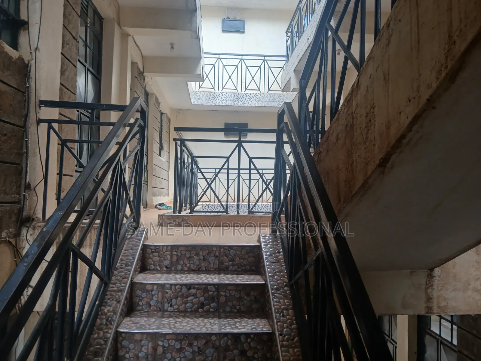 1bdrm Block of Flats in Sunton Estate for sale