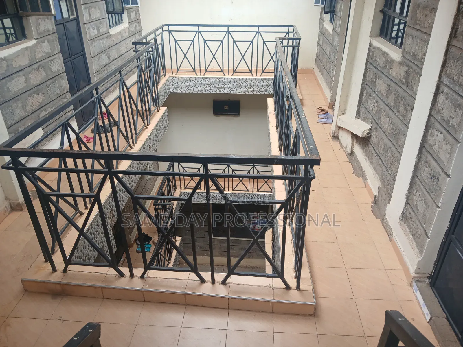 1bdrm Block of Flats in Sunton Estate for sale