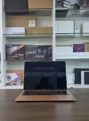 New Laptop Apple MacBook Air 2019 8GB Intel Core i5 SSD 256GB