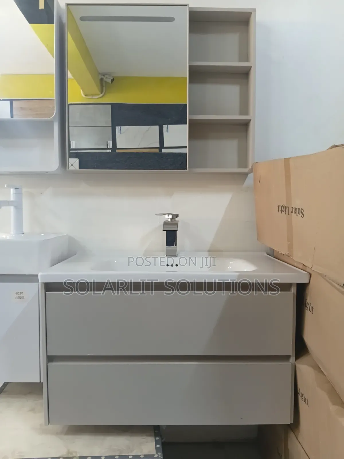 Modern Bathroom Vanity Set With Ceramic Sink Mirror Cabinet