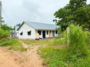 5bdrm House in Ramisi for sale