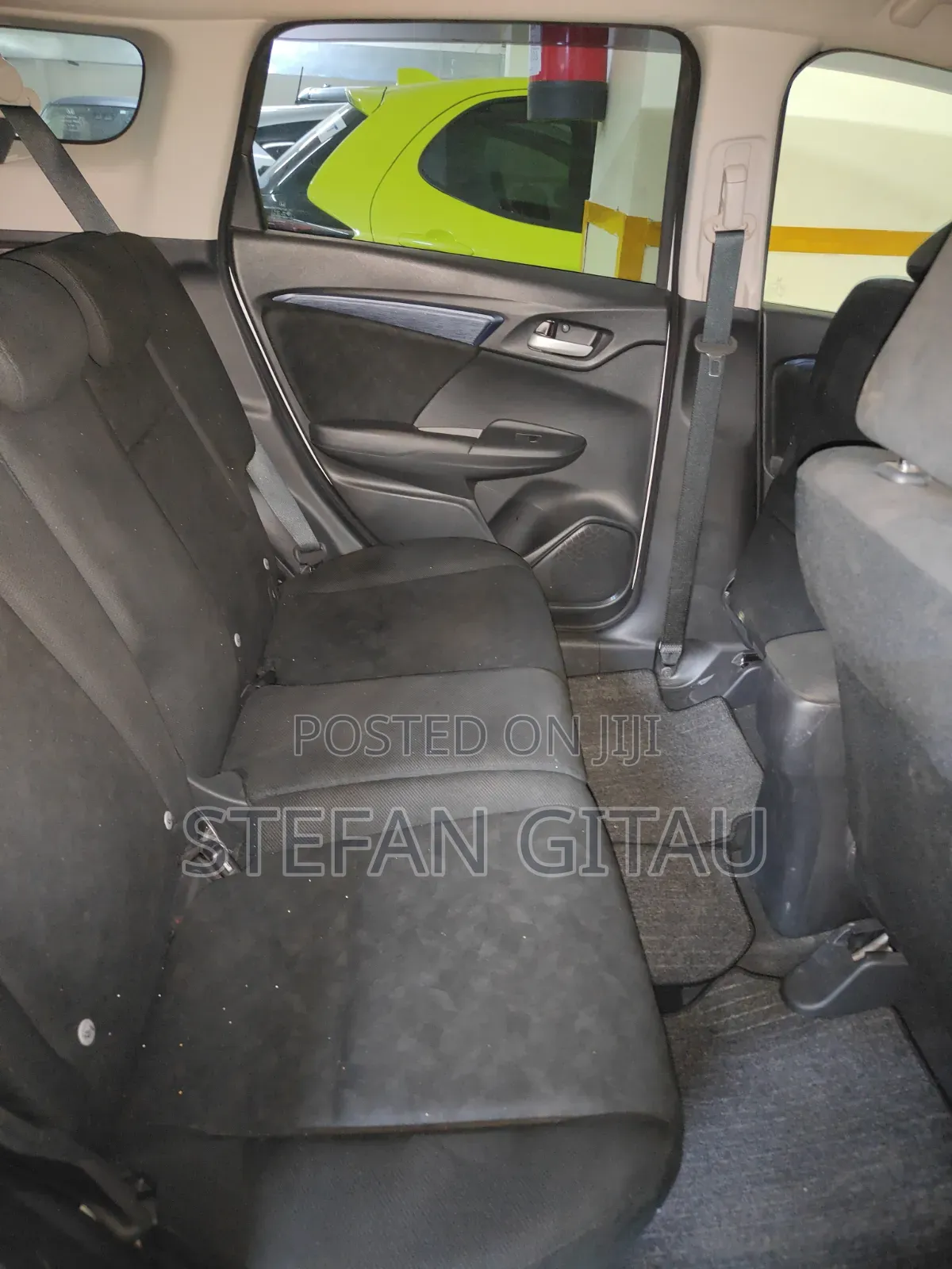 Honda Fit Shuttle 1.5 Hybrid 4WD 2017 Purple