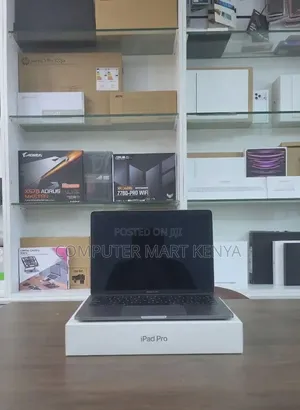 New Laptop Apple MacBook Air 2019 8GB Intel Core i5 SSD 512GB