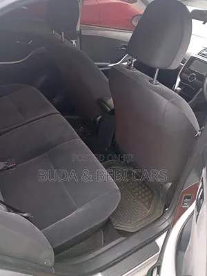 Toyota Premio 2017 Silver