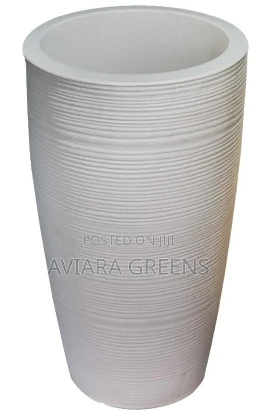 Round Planter Textured Finish