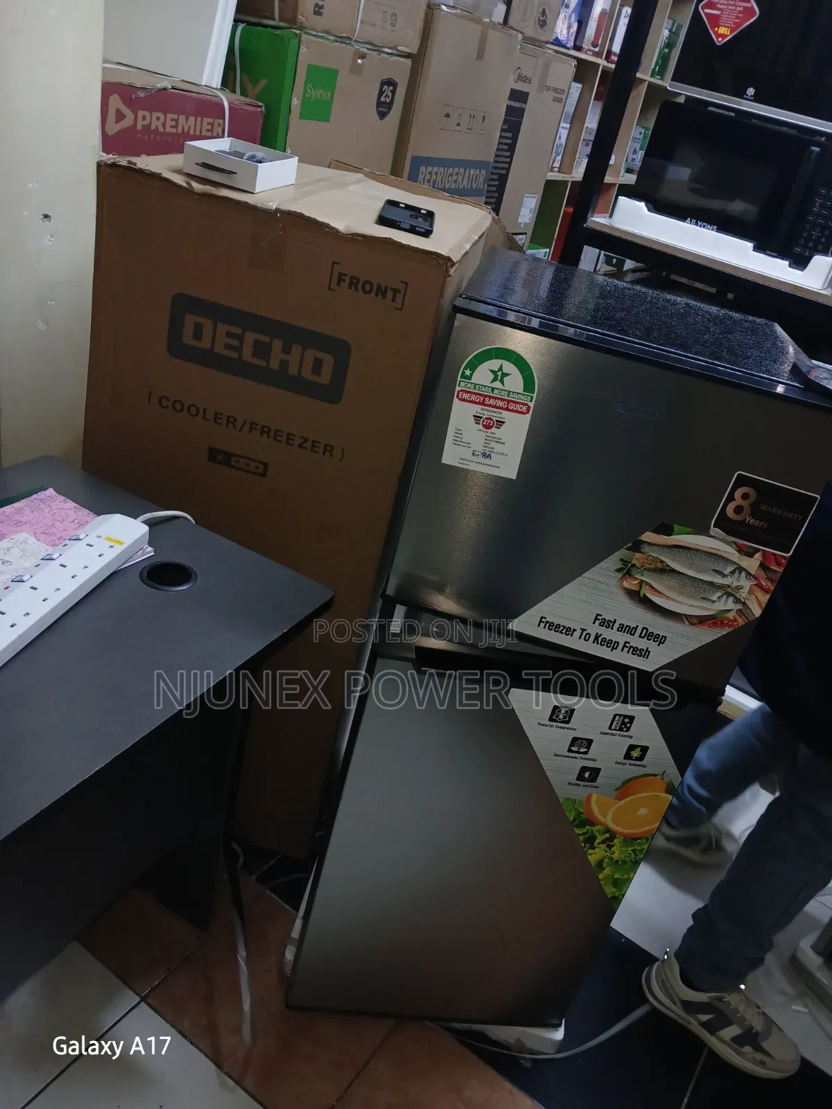 Decho 138L Double Door Refrigerator