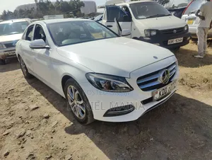 Mercedes-Benz C180 2014 White