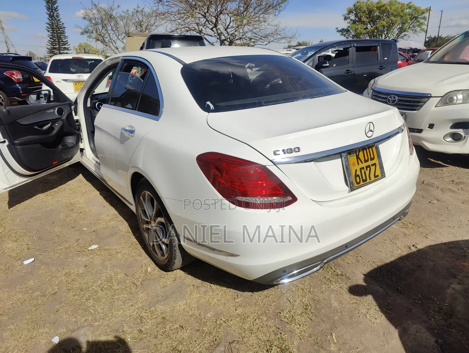 Mercedes-Benz C180 2014 White