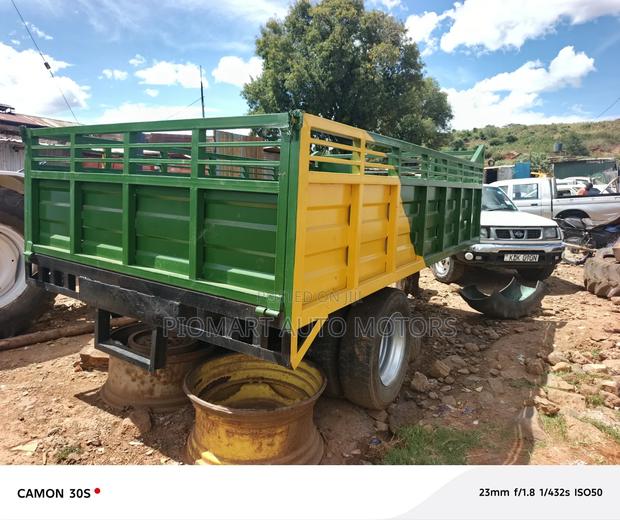 Seven Tonnes Tractor Trailer - thumbnail 4