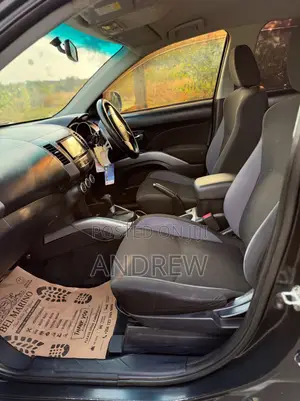 Mitsubishi Outlander SE 2010 Black