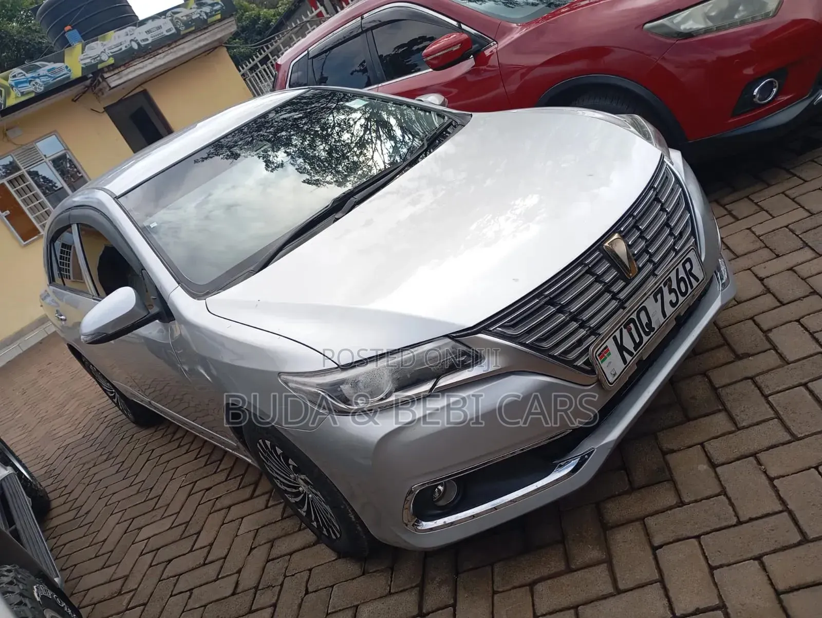 Toyota Premio 2017 Silver