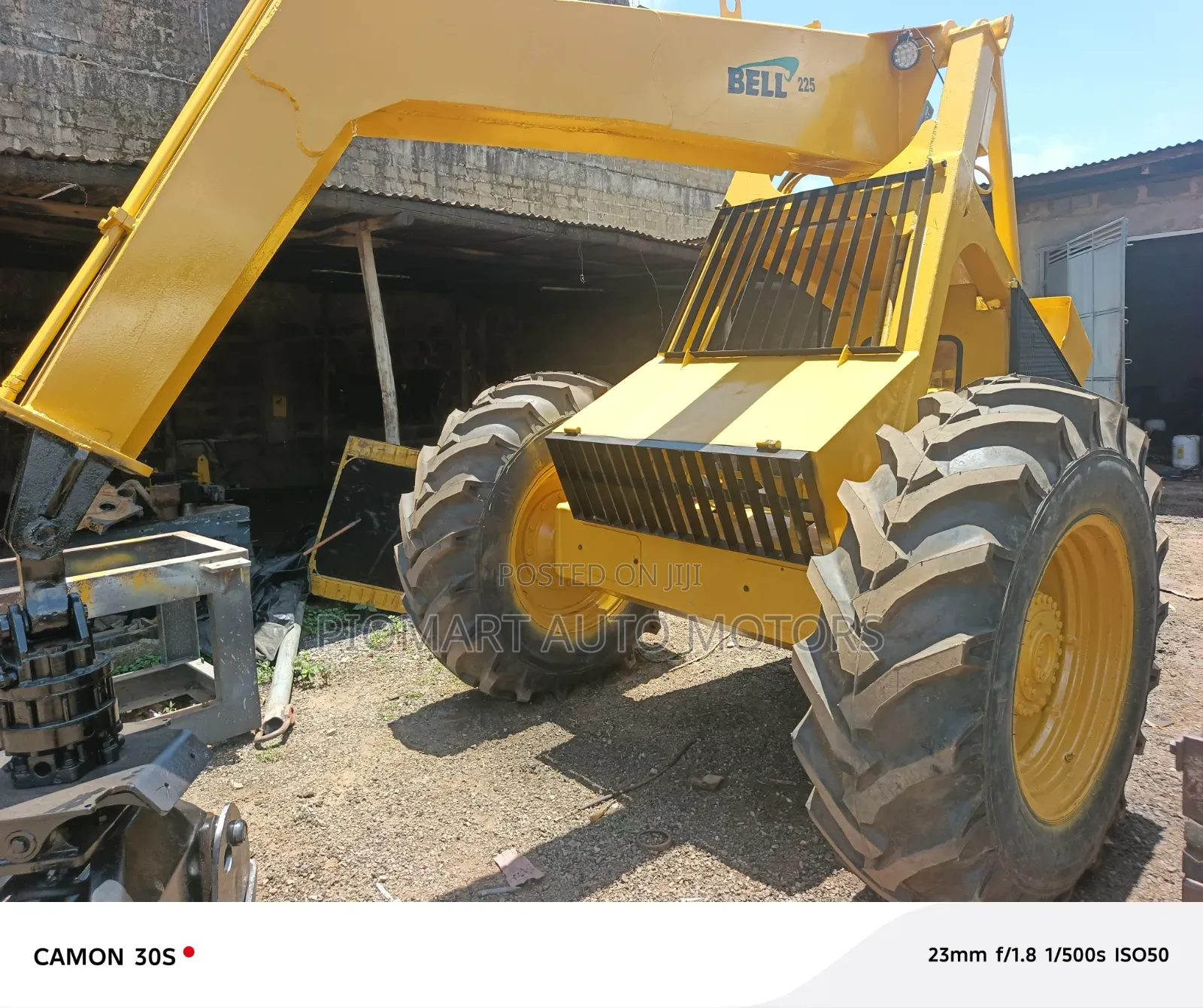 Bell Logger 225 4 Piston