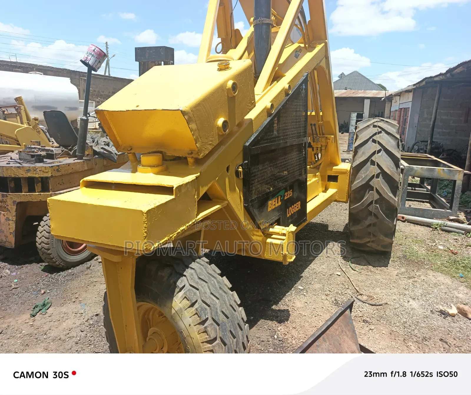 Bell Logger 225 4 Piston