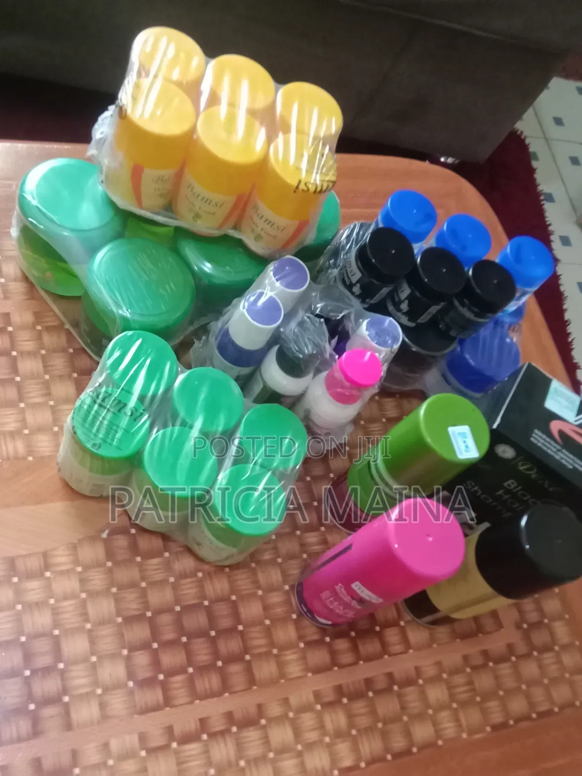 Crownelle Beauty 
Hair • Care • Fragrance • Confidence