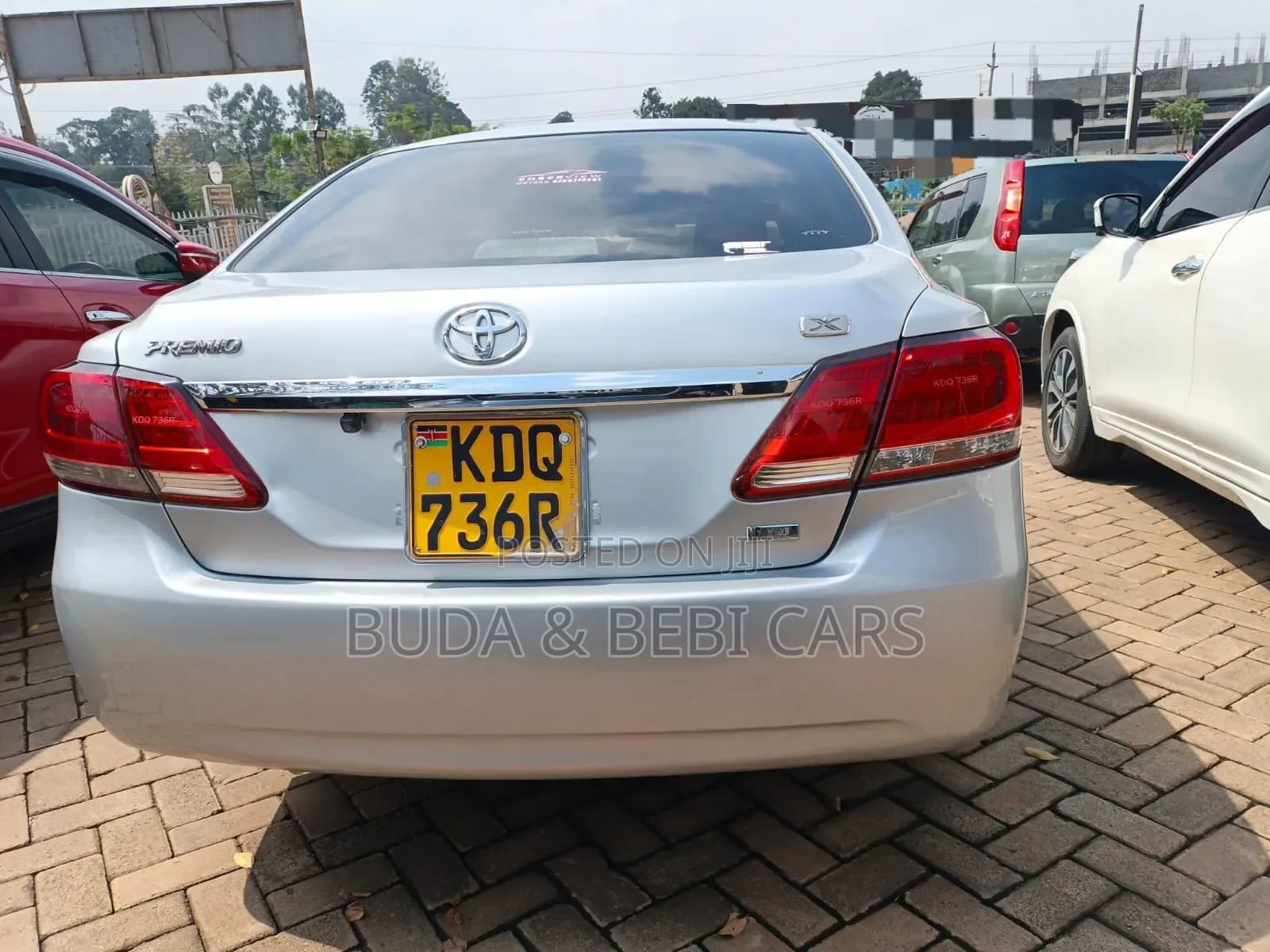 Toyota Premio 2017 Silver