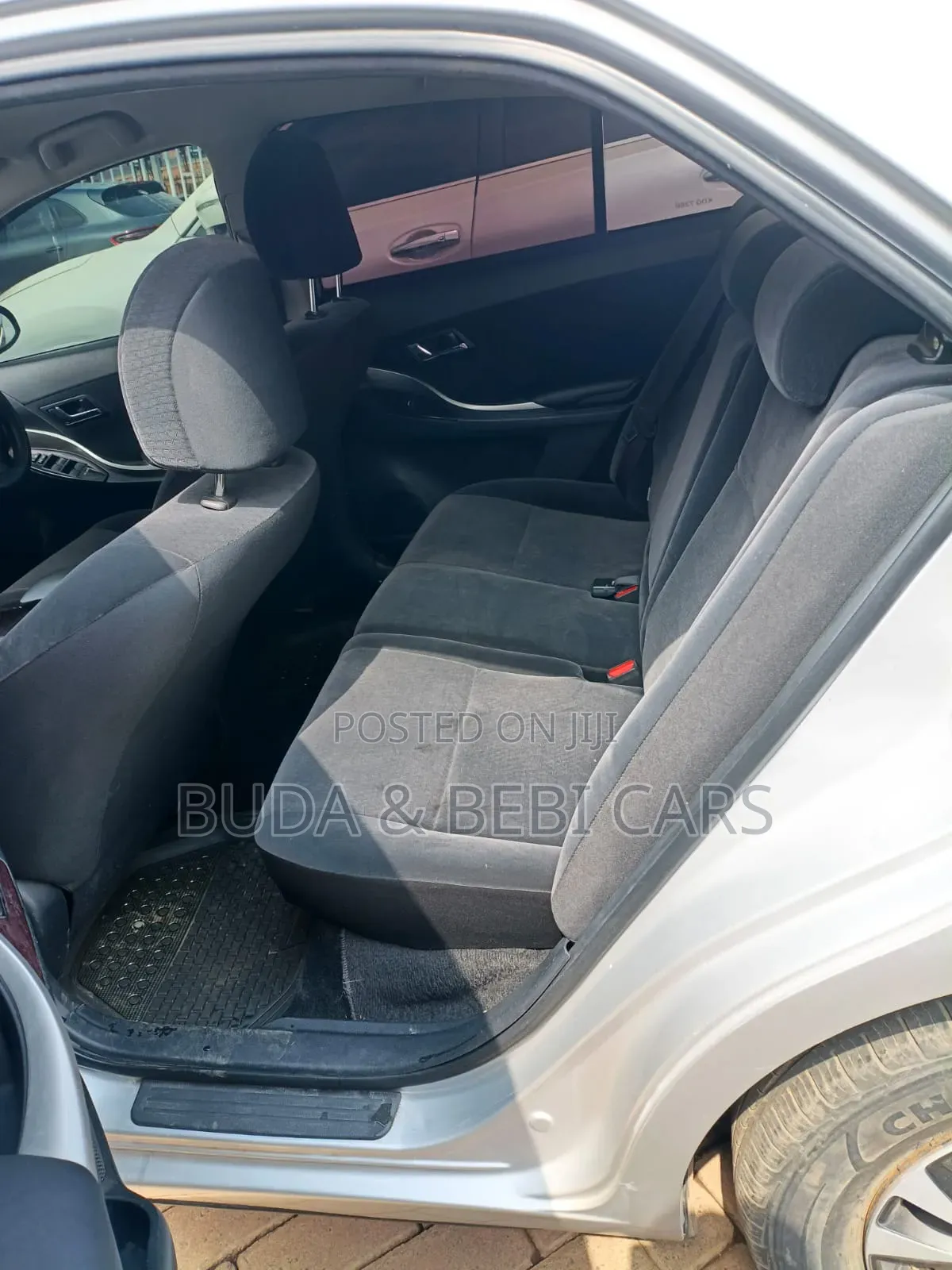 Toyota Premio 2017 Silver