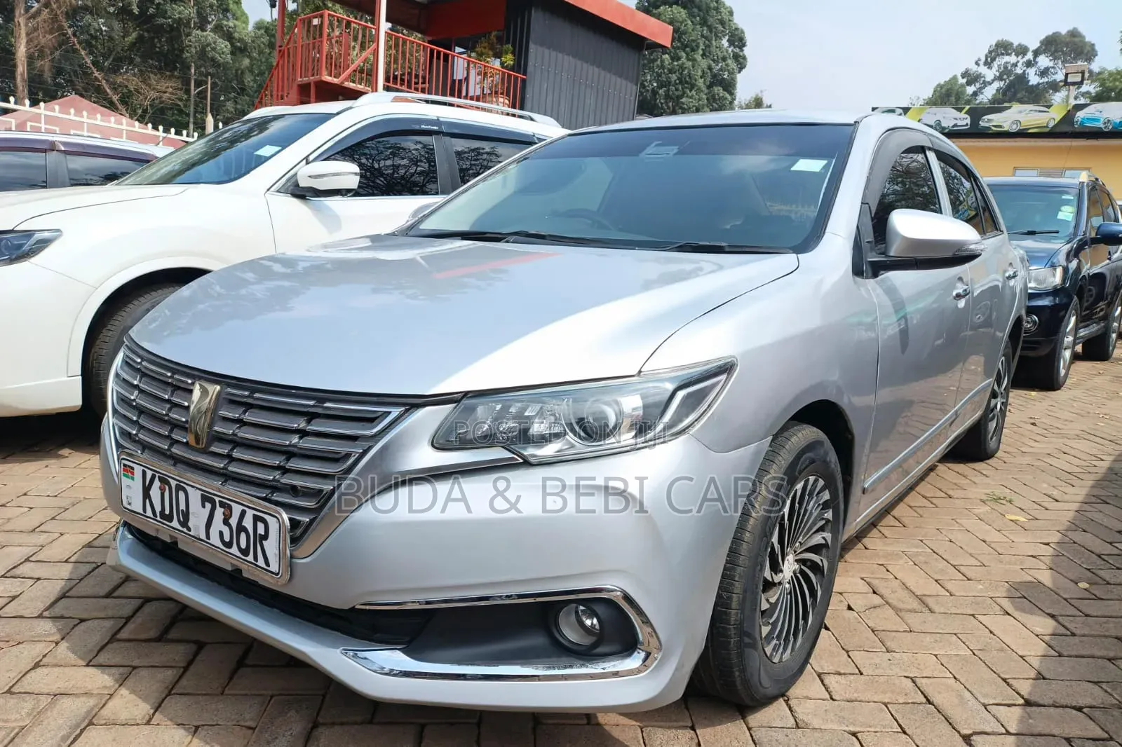 Toyota Premio 2017 Silver