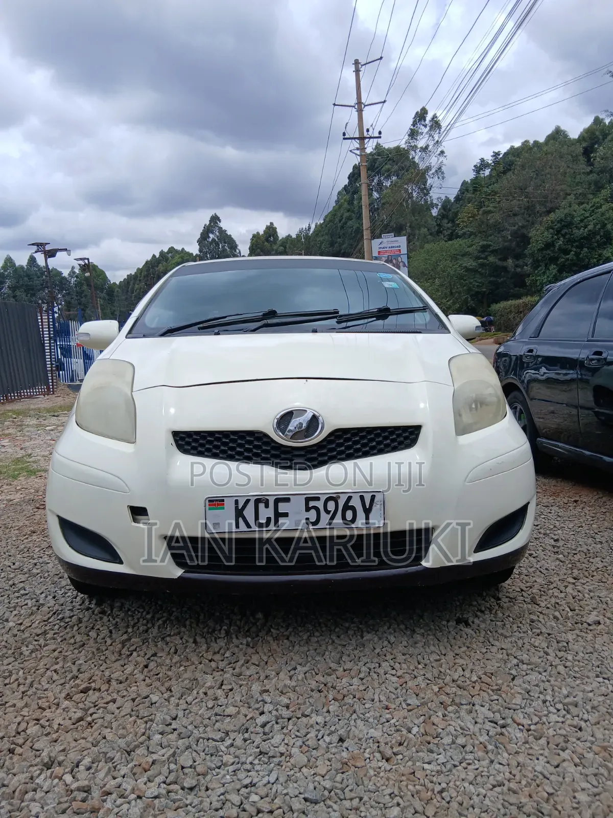 Toyota Vitz 2008 White