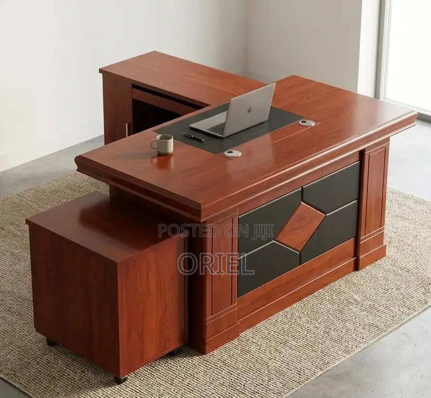 Classic Mahogany Corporate Furniture – Elegant Executive Office Set