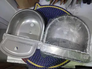 Easy-Wash Cow Bowl Stainless Drinker