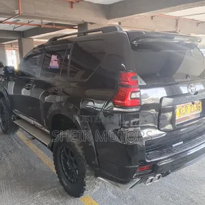 Toyota Land Cruiser Prado 2011 Black