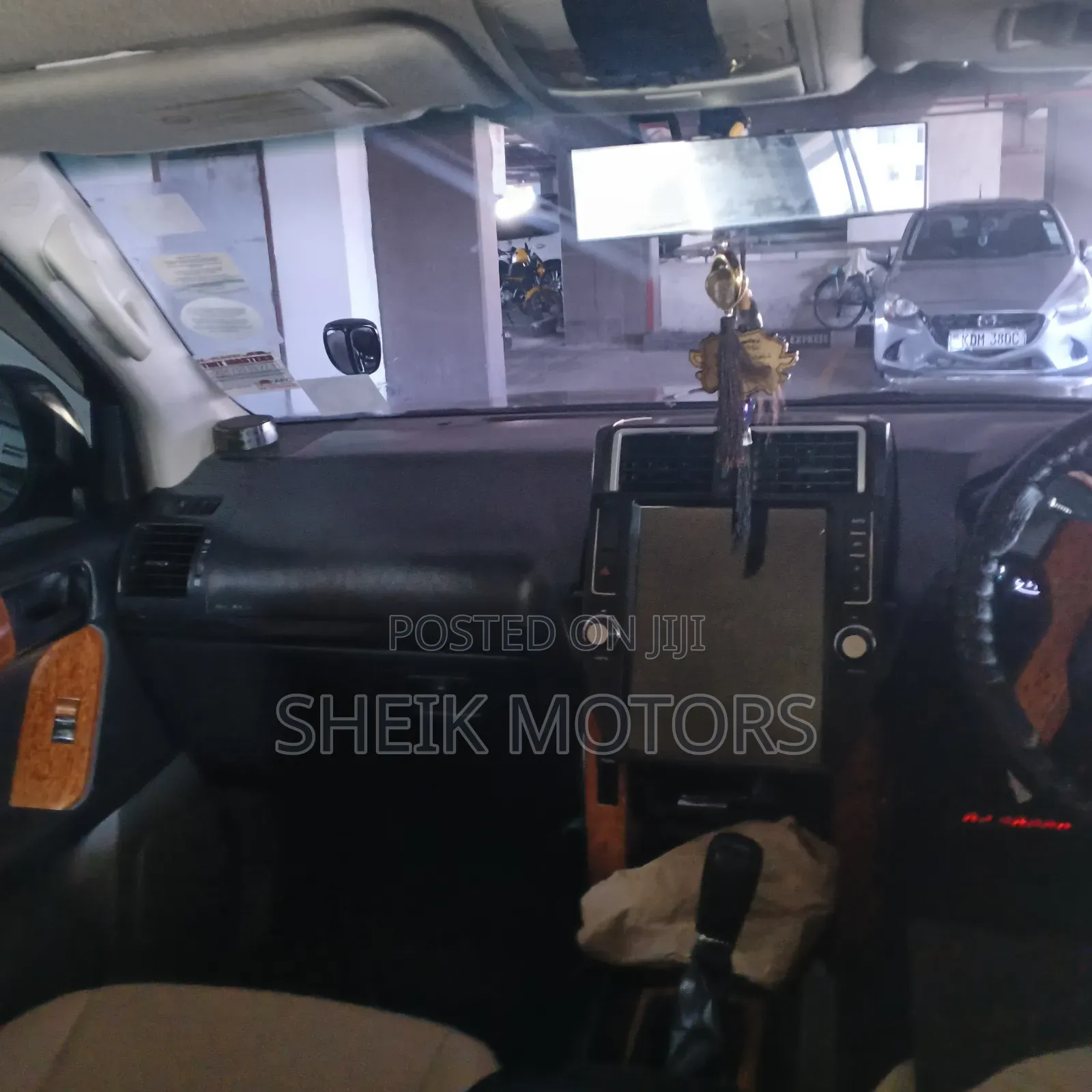 Toyota Land Cruiser Prado 2011 Black