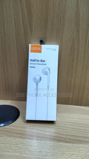 Half in Ear Vidvie Wired Earphones