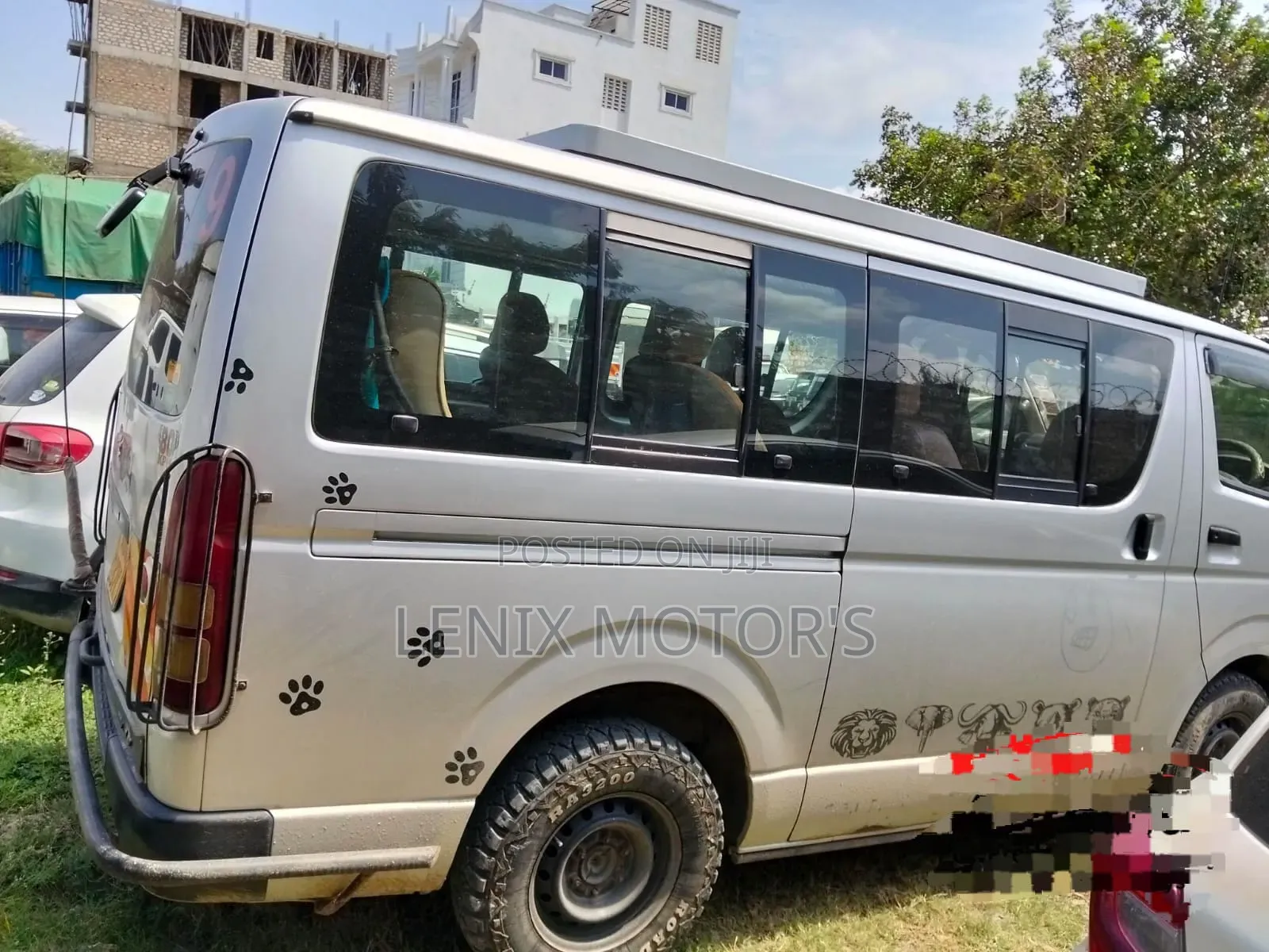 Toyota HiAce 2018 Silver