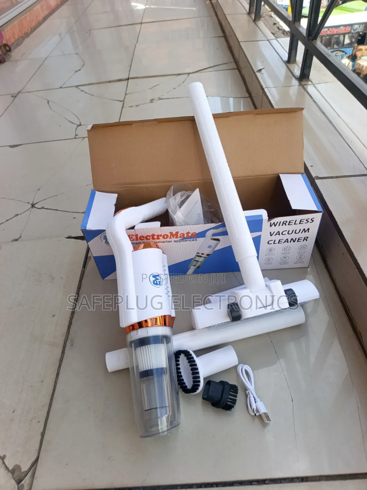 ElectroMate Wireless Cordless Vacuum Cleaner With Accessories