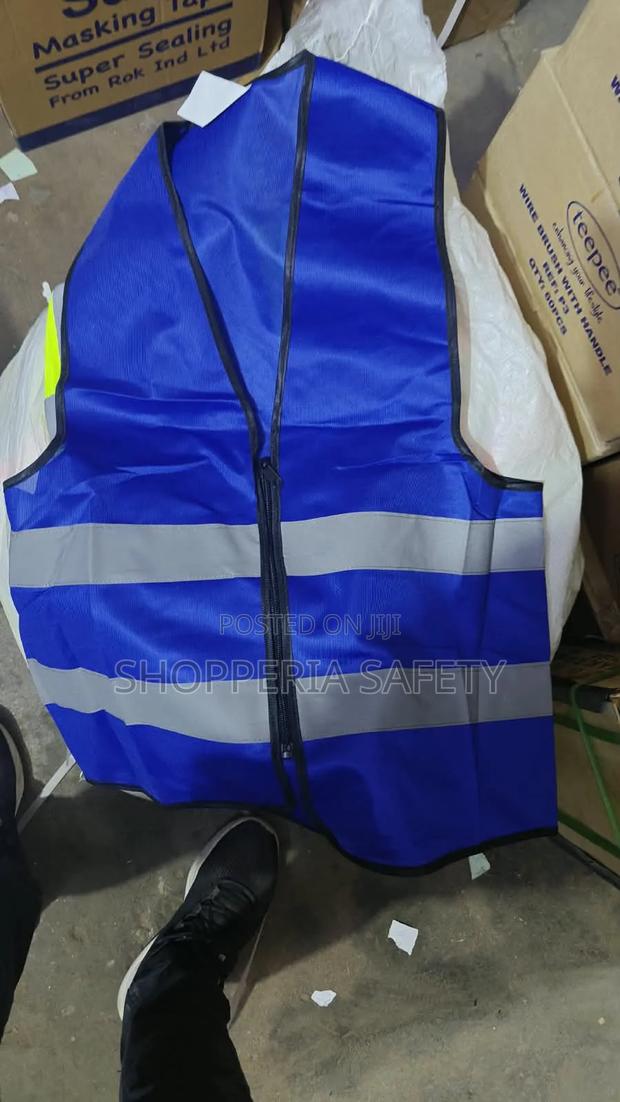 Reflector Vest With Zip - main view